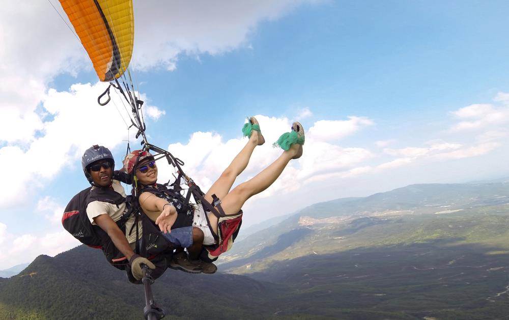 1200米滑翔伞高空飞行体验——史上最装b的运动