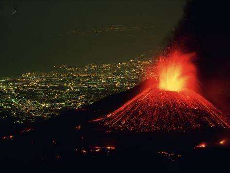 埃特纳火山喷发图.png