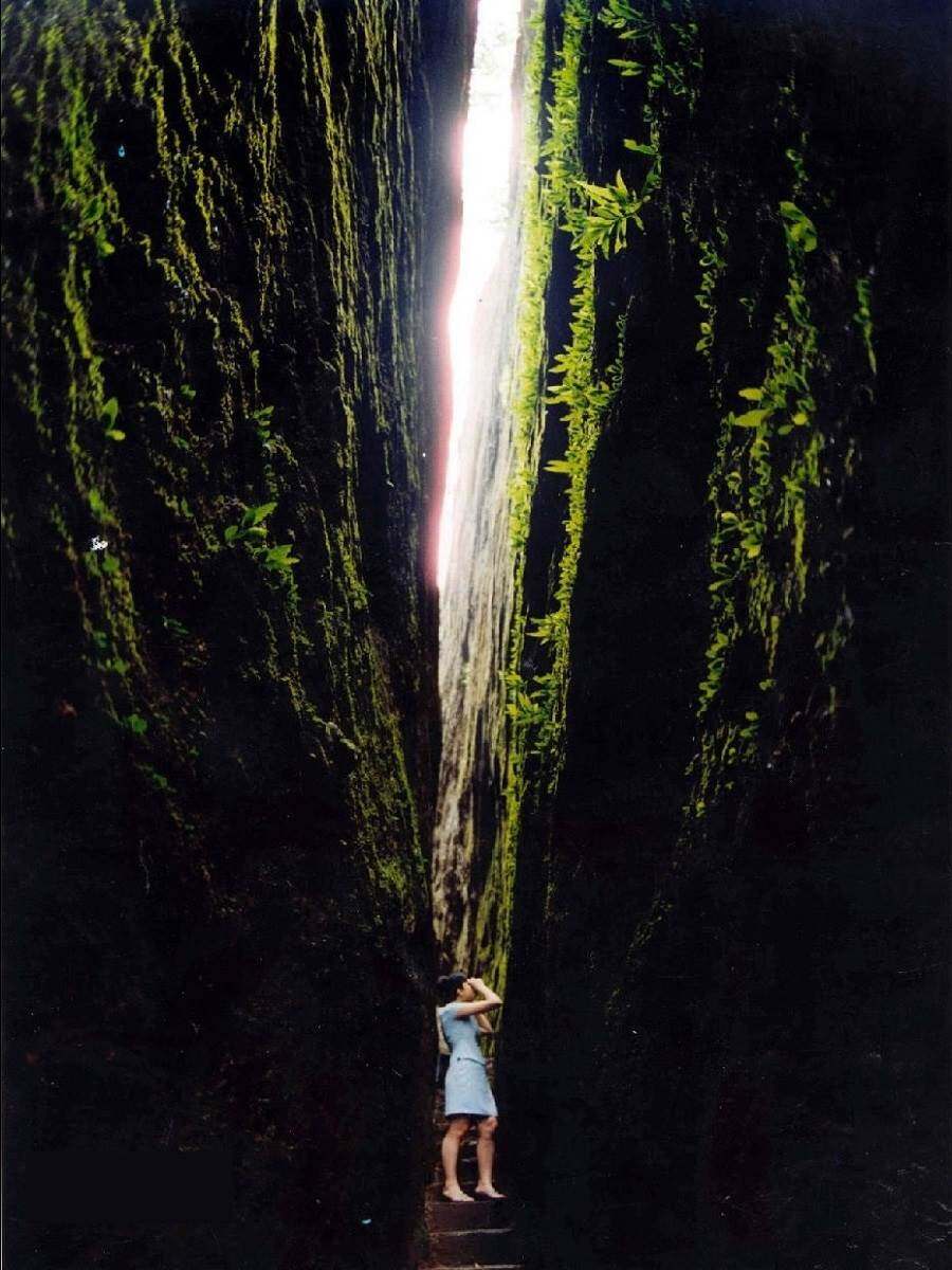 һ,˵,۱߹޽,ɽ,һ