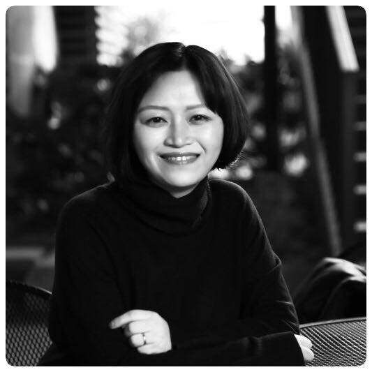 曾进"在行"联合创始人,前《外滩画报》副总编,美国密苏里新闻学院