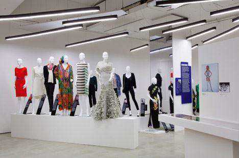 Women-Fashion-Power-exhibition-at-the-Design-Museum-designed-by-Zaha-Hadid_dezeen_468_0.jpg