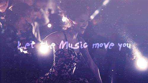 selena-gomez-party-dance-let-the-music-move-you-Favim.com-439085.gif