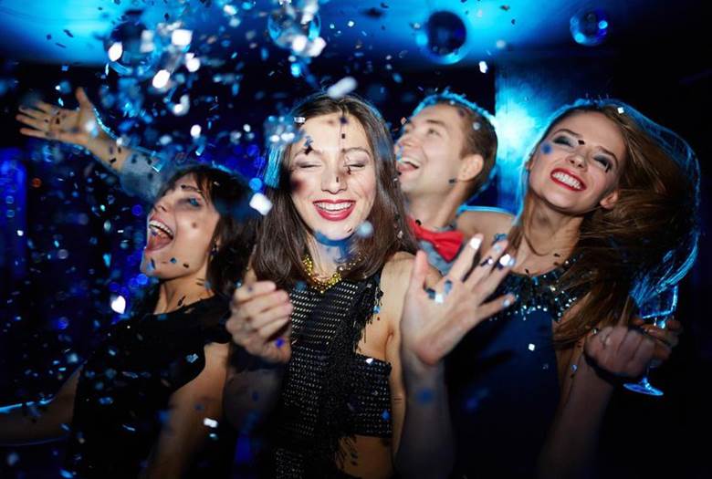 New_Year_s_in_NYC_Party_ThinkstockPhotos-520835756_0.jpg