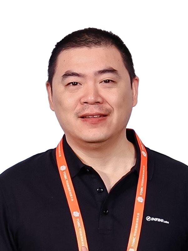 杨帆.png