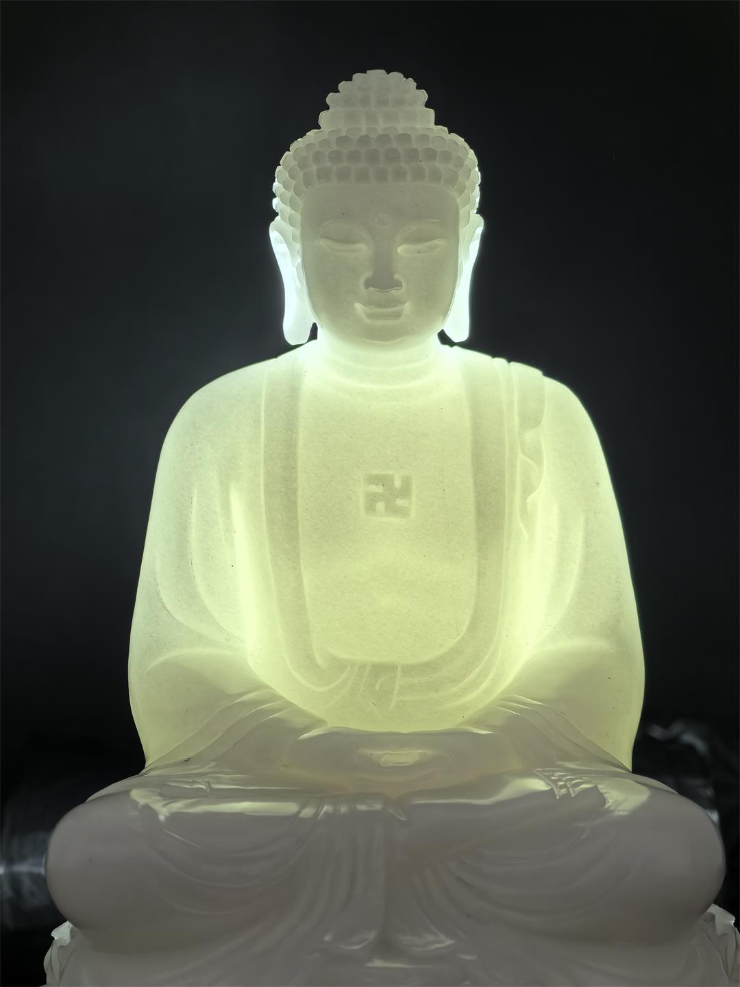 Li Zhen Qing - Jade Buddha 1.jpg