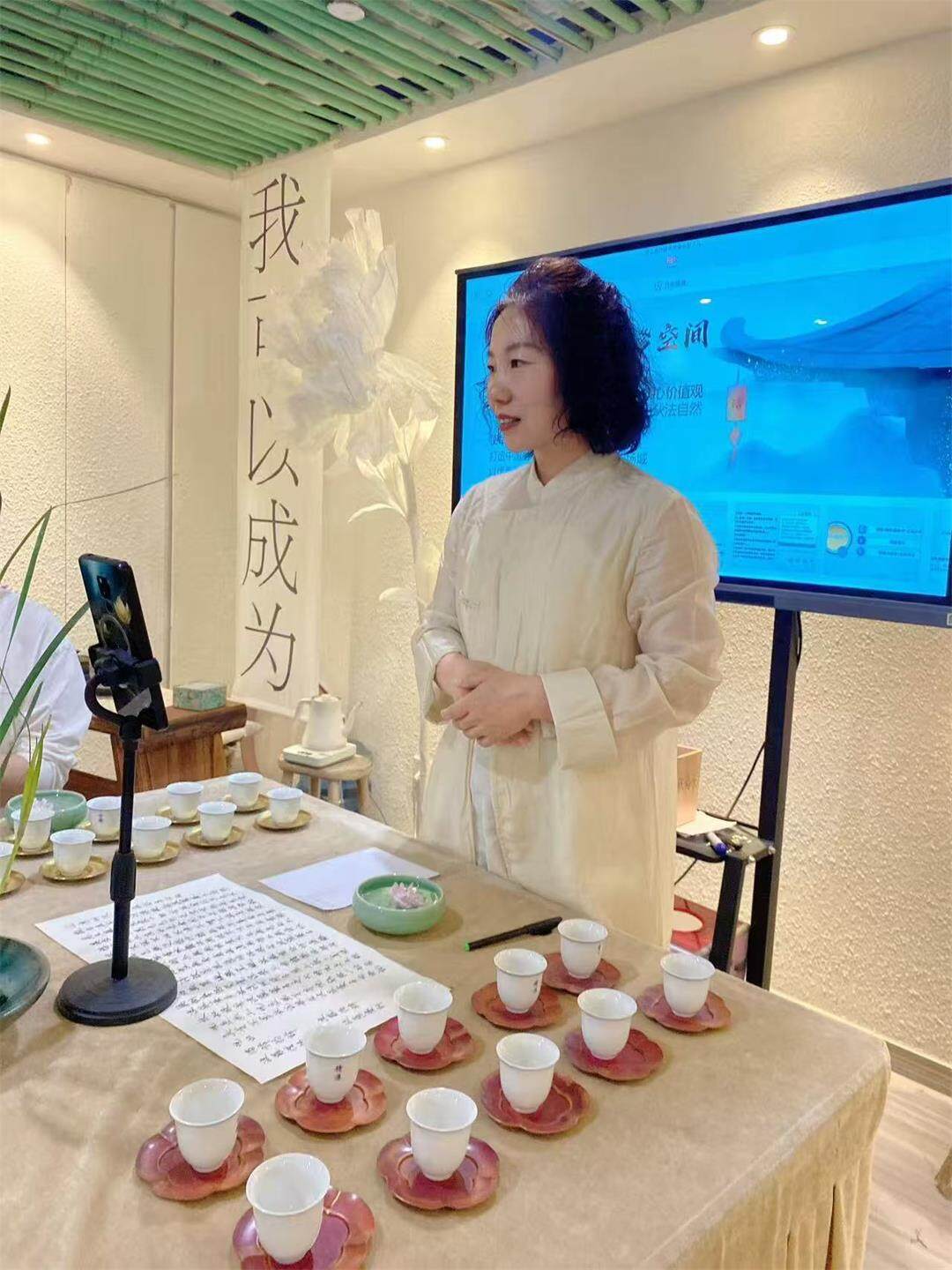 活动19.jpg