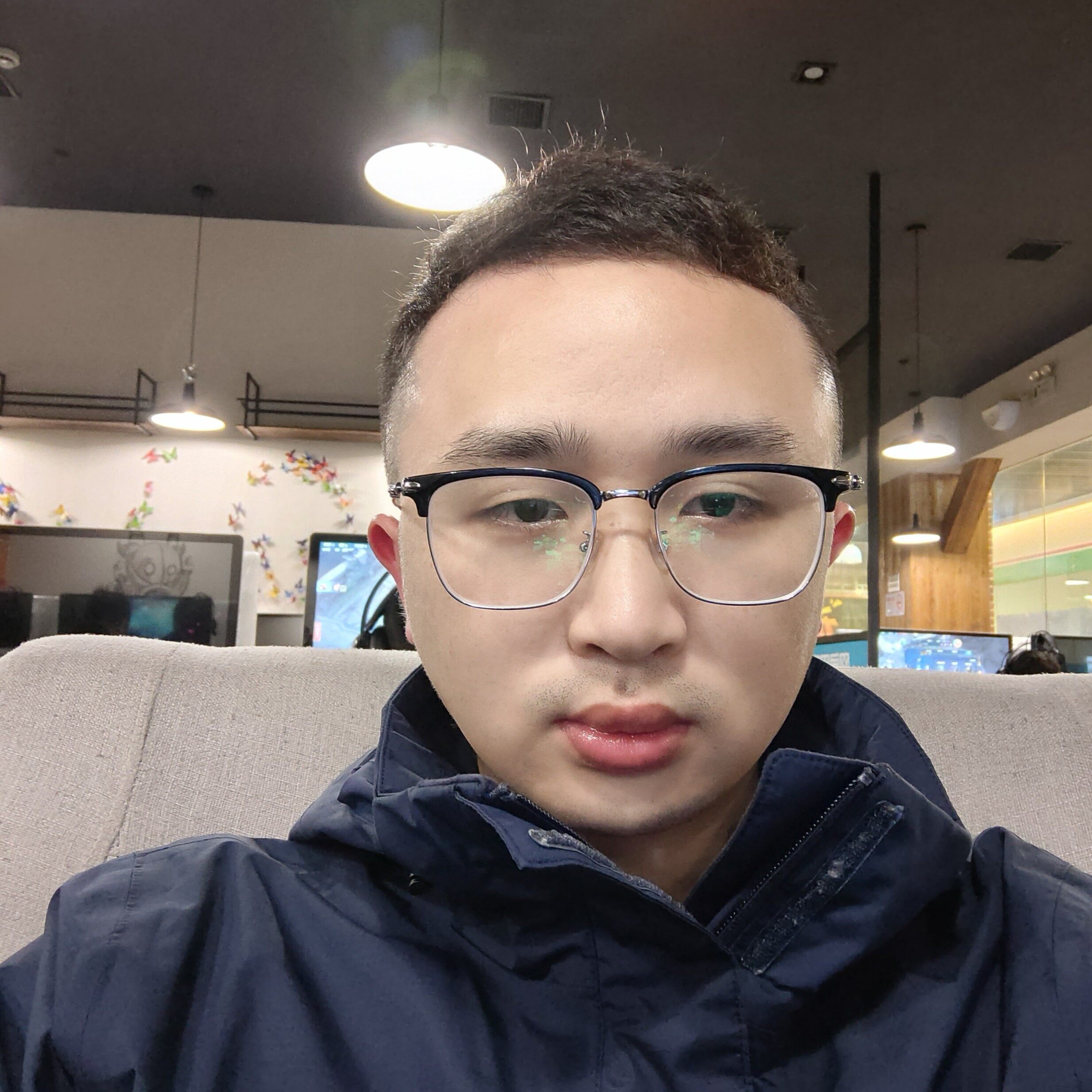 中间人