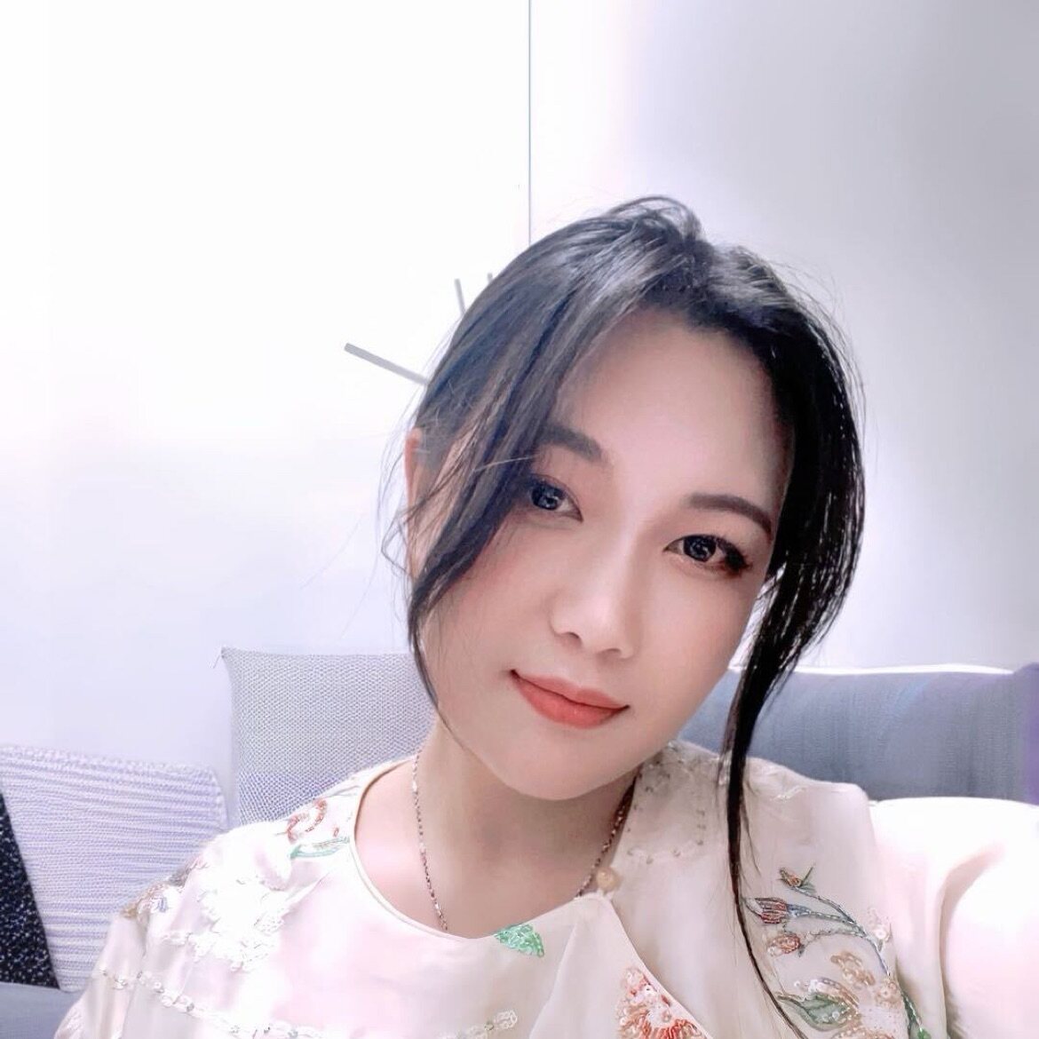 黄臭臭-
