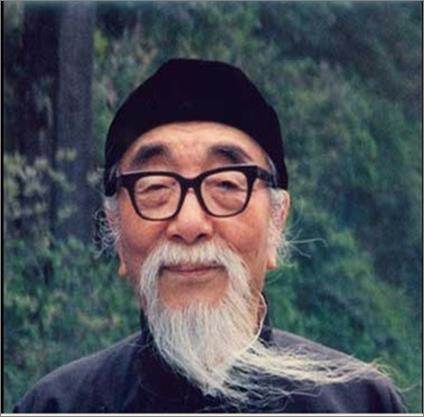 尹建维老师,祖籍湖南,1951年生于台湾,师从一代大儒爱新觉罗毓鋆