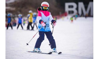 走读冬令营【石京龙滑雪5日】冰雪走读营|可以回家的滑雪营，单板/双板可选