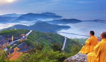 【端午】相约浙江的‘圣托里尼’蓝白小镇，探寻蓬莱仙境-岱山岛，大海沙滩海鲜古镇（上海2日线）