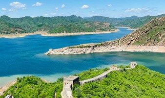 周末/端午1日 【喜峰口水长城】潘家口水库丨壮观山水，敌台半沉春水，真正的水下长城